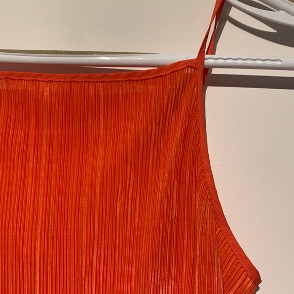 Club Monaco Tank Top - Picture 3 of 3